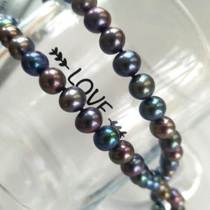 Peacock Pearl Necklace 16in